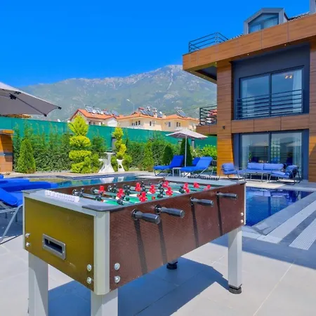 ヴィラ Luxury Close To Shops And Restaurants -large Garden Pool Table And Table Tennis *