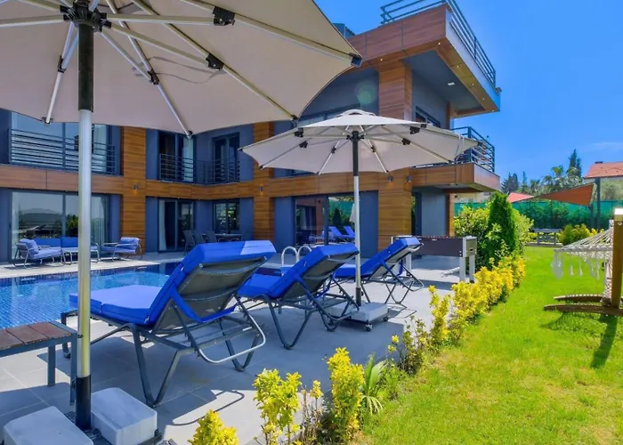 Luxury Close To Shops And Restaurants -large Garden Pool Table And Table Tennis * Fethiye