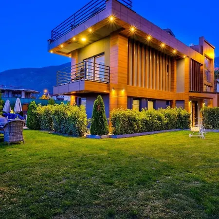 Oludeniz 4 Bedroom 4979 Vilă