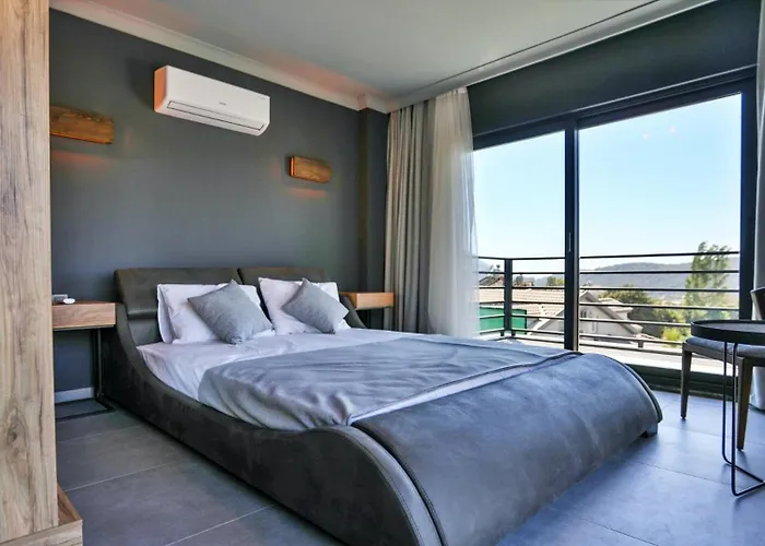 Luxury Close To Shops And Restaurants -large Garden Pool Table And Table Tennis