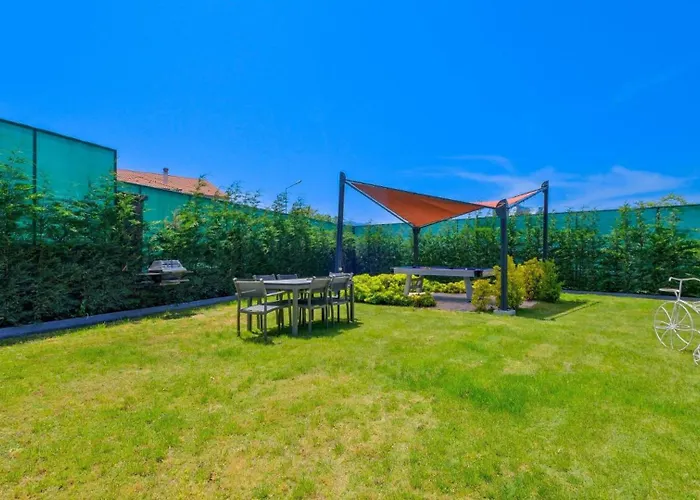 Vilă Luxury Close To Shops And Restaurants -large Garden Pool Table And Table Tennis Fethiye