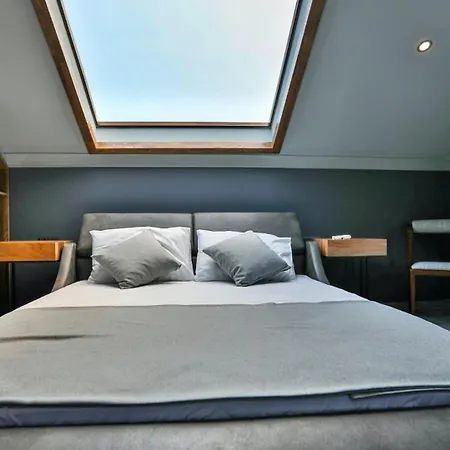 빌라 Luxury Close To Shops And Restaurants -large Garden Pool Table And Table Tennis *