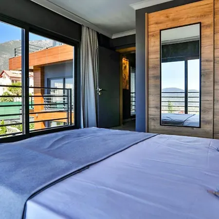 Luxury Close To Shops And Restaurants -large Garden Pool Table And Table Tennis Fethiye