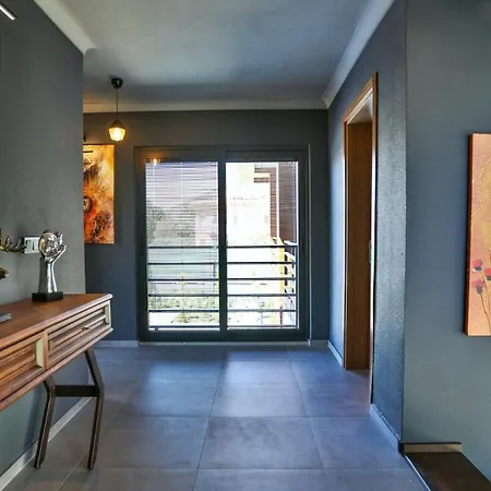 فيلة Luxury Close To Shops And Restaurants -large Garden Pool Table And Table Tennis *