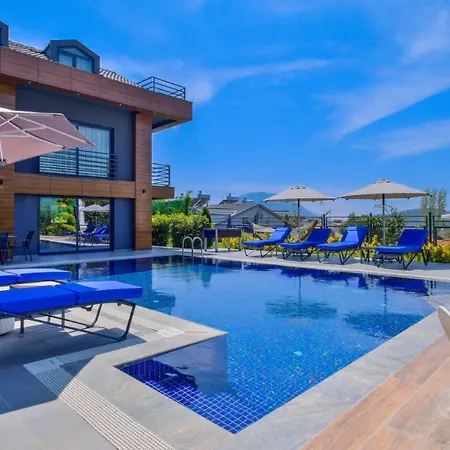 빌라 Luxury Close To Shops And Restaurants -large Garden Pool Table And Table Tennis