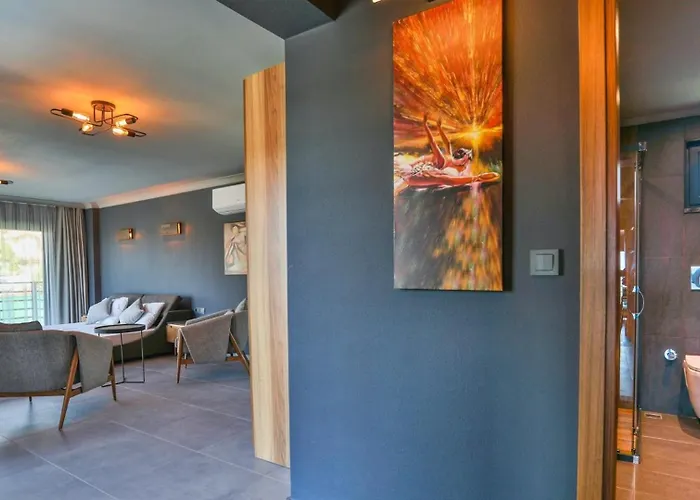 Luxury Close To Shops And Restaurants -large Garden Pool Table And Table Tennis * Φετιγιέ