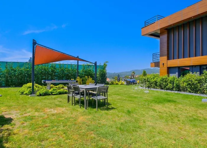 Βίλα Luxury Close To Shops And Restaurants -large Garden Pool Table And Table Tennis