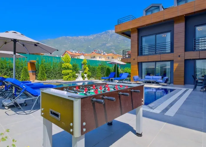 Βίλα Luxury Close To Shops And Restaurants -large Garden Pool Table And Table Tennis *