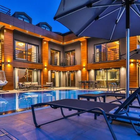 Oludeniz 4 Bedroom 4979 Фетхие