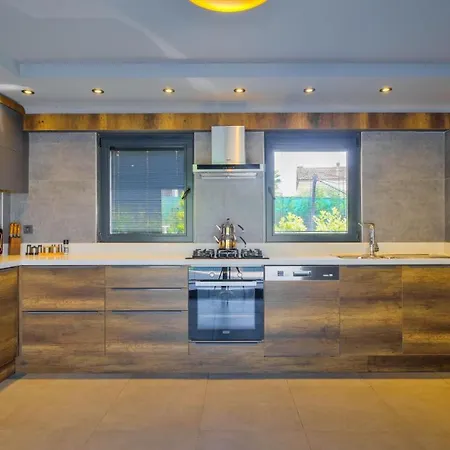 Oludeniz 4 Bedroom 4979 * Фетхие